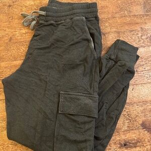 Evereve Sundry Jogger with Cargo Pockets